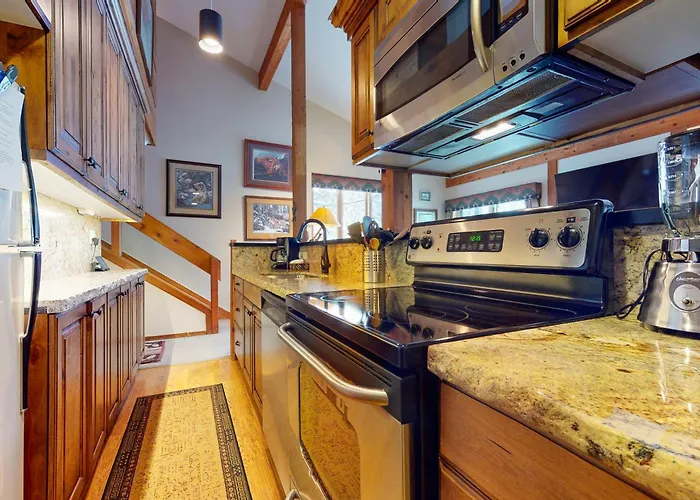 Apartamento 621 Tamarack *