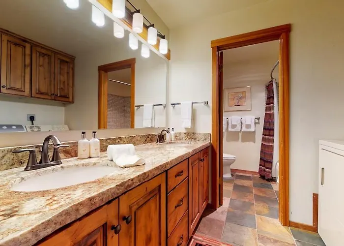 621 Tamarack Apartamento