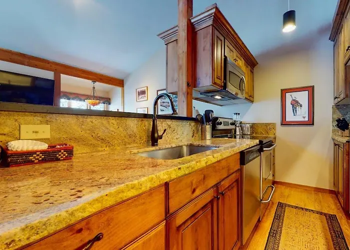 621 Tamarack Apartamento *